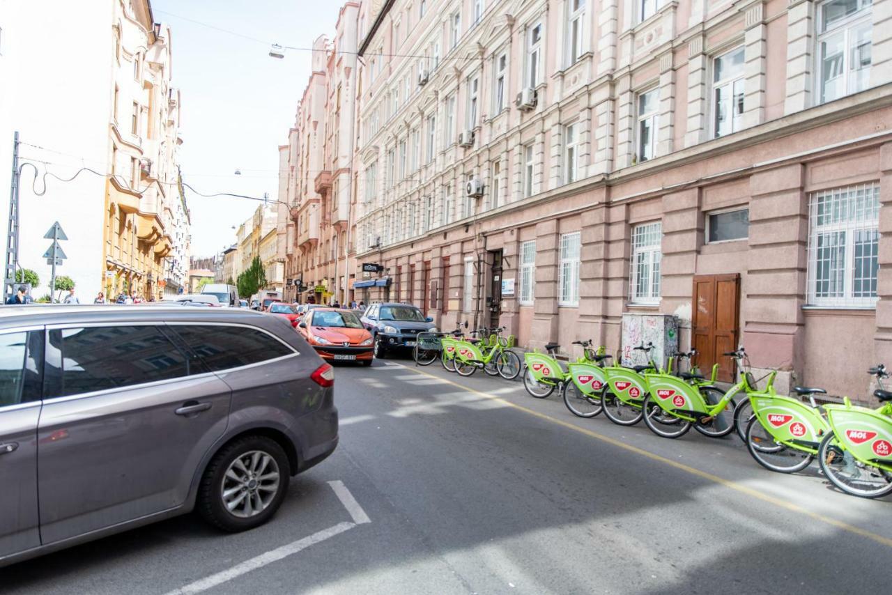 Wess11 Budapest Downtown, Budapest
